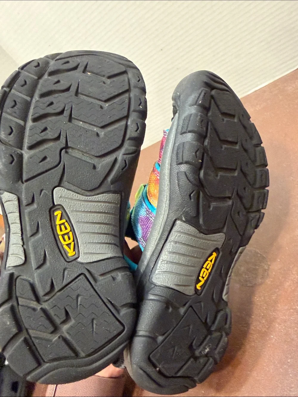 KEEN Newport H2 Kids' Multicolor Tie-Dye Sandal - Blue/Yellow